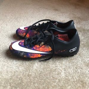 CR7 Indoor Soccer Shoes